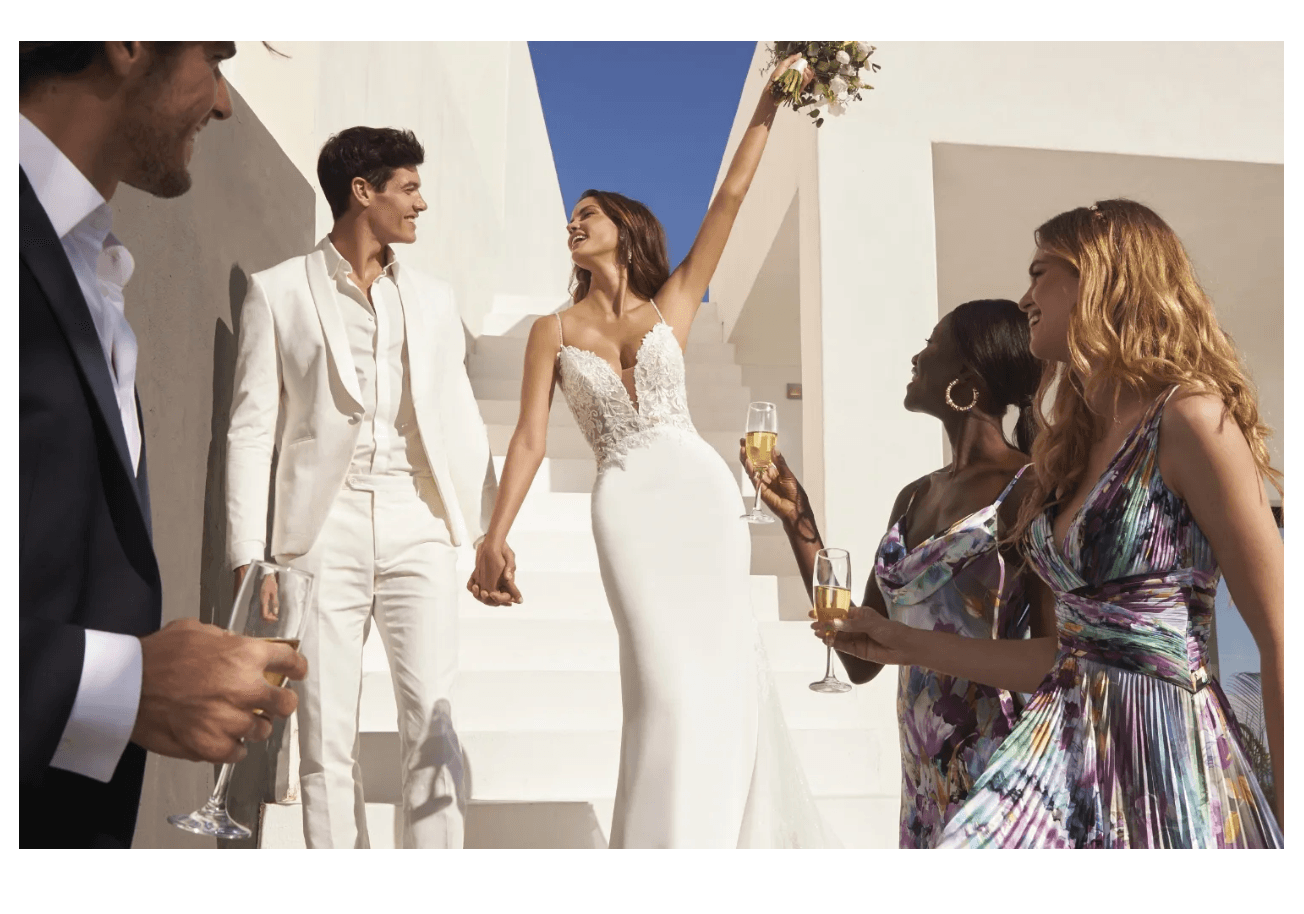 Pronovias Couple